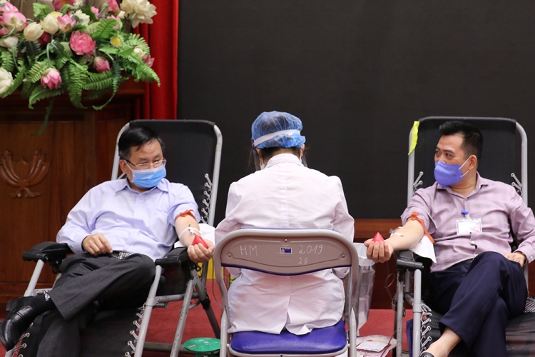 bo tnmt huong ung loi keu goi cua tong bi thu chu tich nuoc toan dan tham gia hien mau tinh nguyen