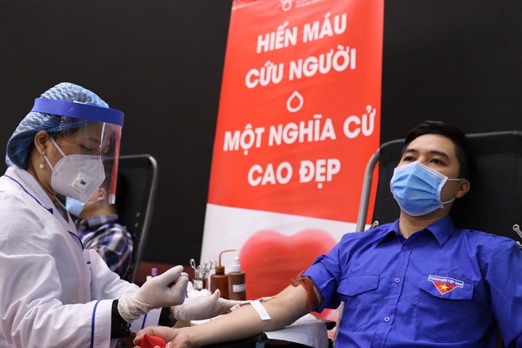 bo tnmt huong ung loi keu goi cua tong bi thu chu tich nuoc toan dan tham gia hien mau tinh nguyen