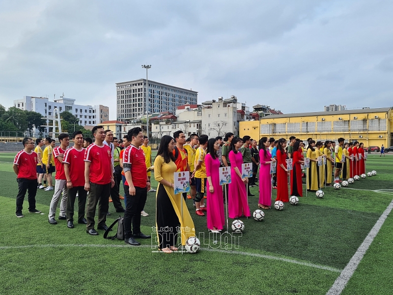 14 đội dự giải đấu lần này