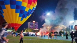 Khinh khí cầu ở Tuyên Quang gặp sự cố bốc cháy