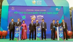 khach du lich duoc mua tour gia re