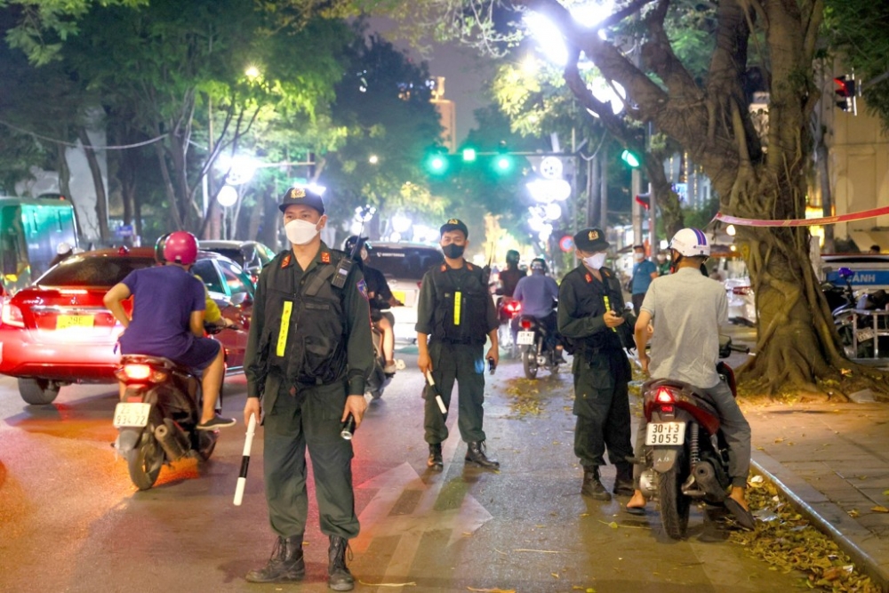Lực lượng 141 xuyên đêm ngăn chặn tội phạm đường phố