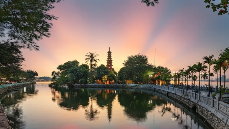 Bảo tồn và phát huy giá trị Hồ Tây trong dòng chảy cải cách hành chính