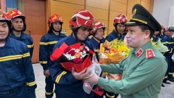 Lực lượng cứu hộ Việt Nam về nước sau khi hoàn thành nhiệm vụ ở Myanmar