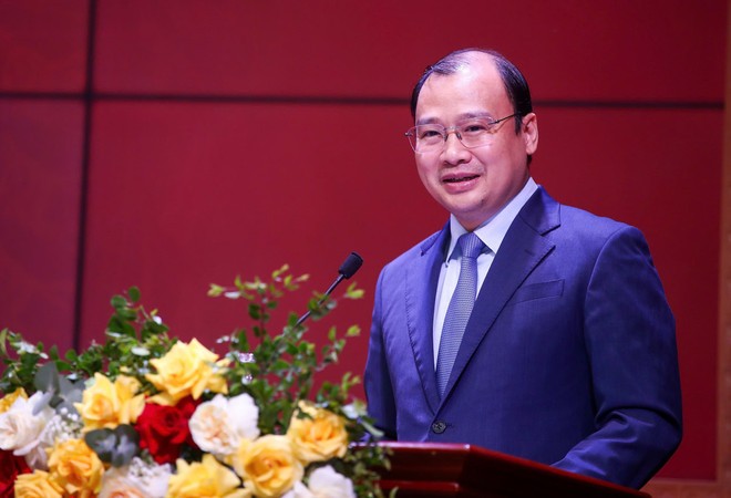 Thứ trưởng Thường trực Bộ Văn hoá, Thể thao và Du lịch Lê Hải Bình phát biểu khai mạc buổi họp báo