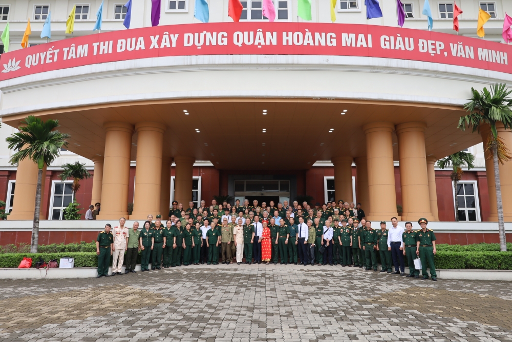 Cựu chiến binh, thanh niên xung phong quận Hoàng Mai kết nối quá khứ - hiện tại