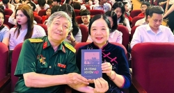 Trang sách người lính