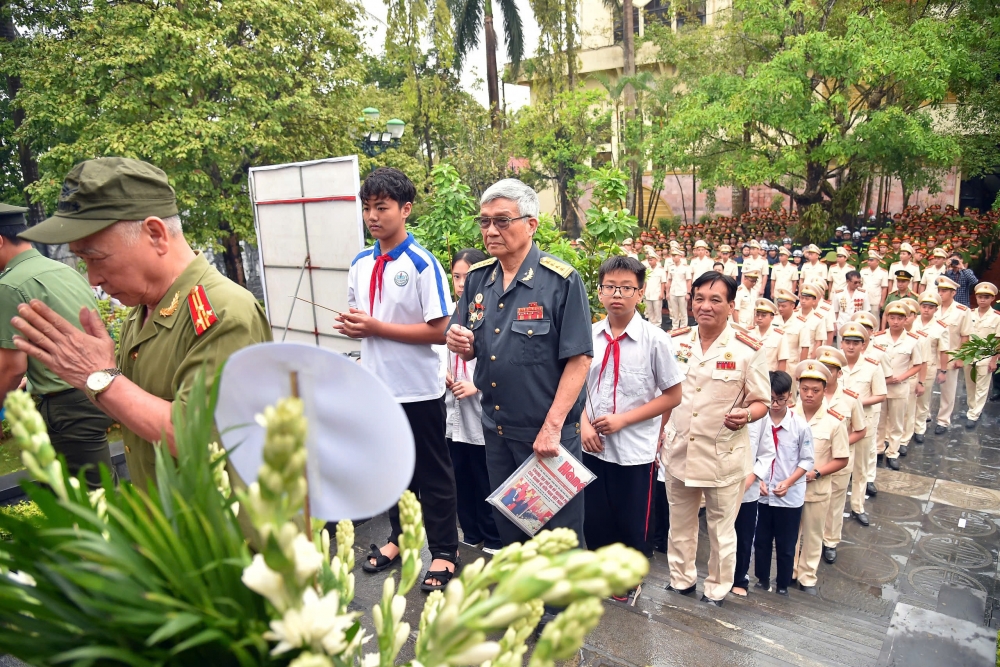 Công an Hà Nội lan toả hoạt động tri ân, tự hào Tổ quốc