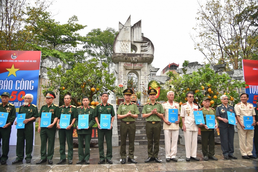 Công an Hà Nội lan toả hoạt động tri ân, tự hào Tổ quốc