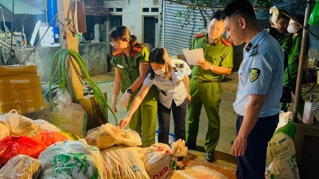 Hà Nội phát hiện 10 tấn nội tạng bốc mùi chờ tiêu thụ