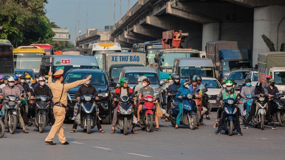 Căng thẳng giao thông chiều ngày cuối làm việc trước kỳ nghỉ lễ