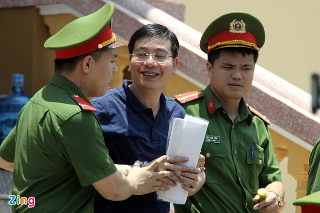 bi cao nang diem thi va pham toi vi long tot khong dung cho