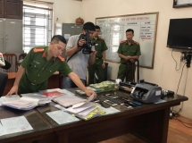 Đánh sập ổ nhóm tội phạm hoạt động "tín dụng đen", đánh bạc cực "khủng"