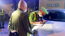 Quận Hoàn Kiếm: Thêm 1 bãi trông giữ xe đã hết hạn giấy phép, thu tiền "phá giá"