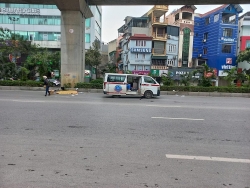 Hai thanh niên thương vong dưới gầm đường sắt đô thị Cát Linh - Hà Đông