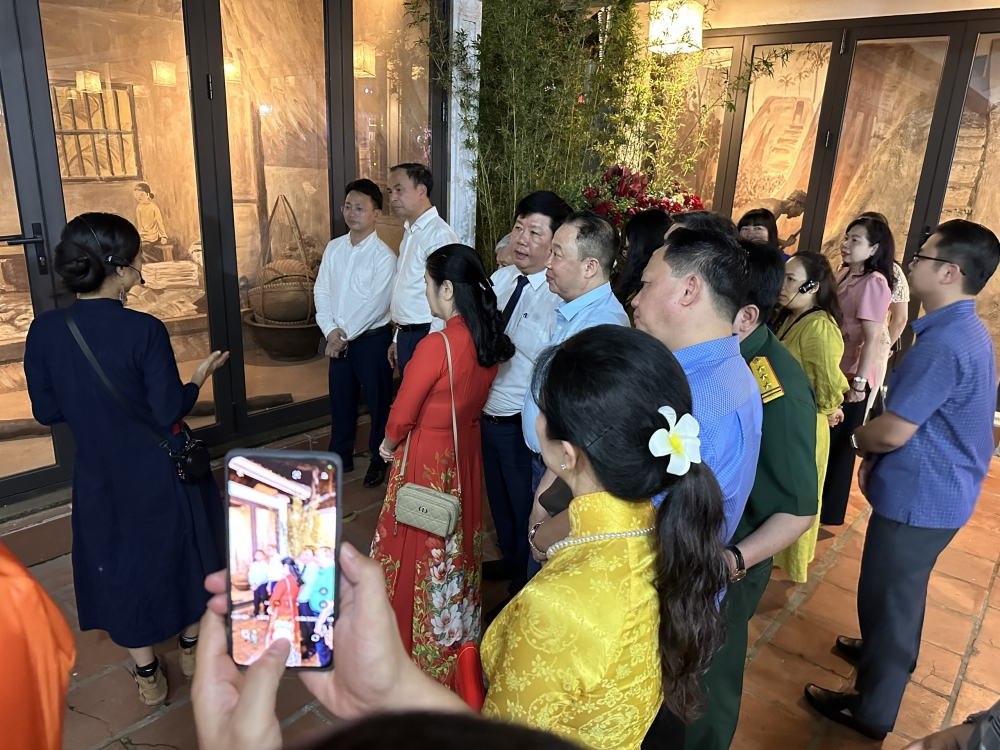 Hà Nội có Điểm du lịch văn hoá trải nghiệm nghề làm giấy Dó đầu tiên