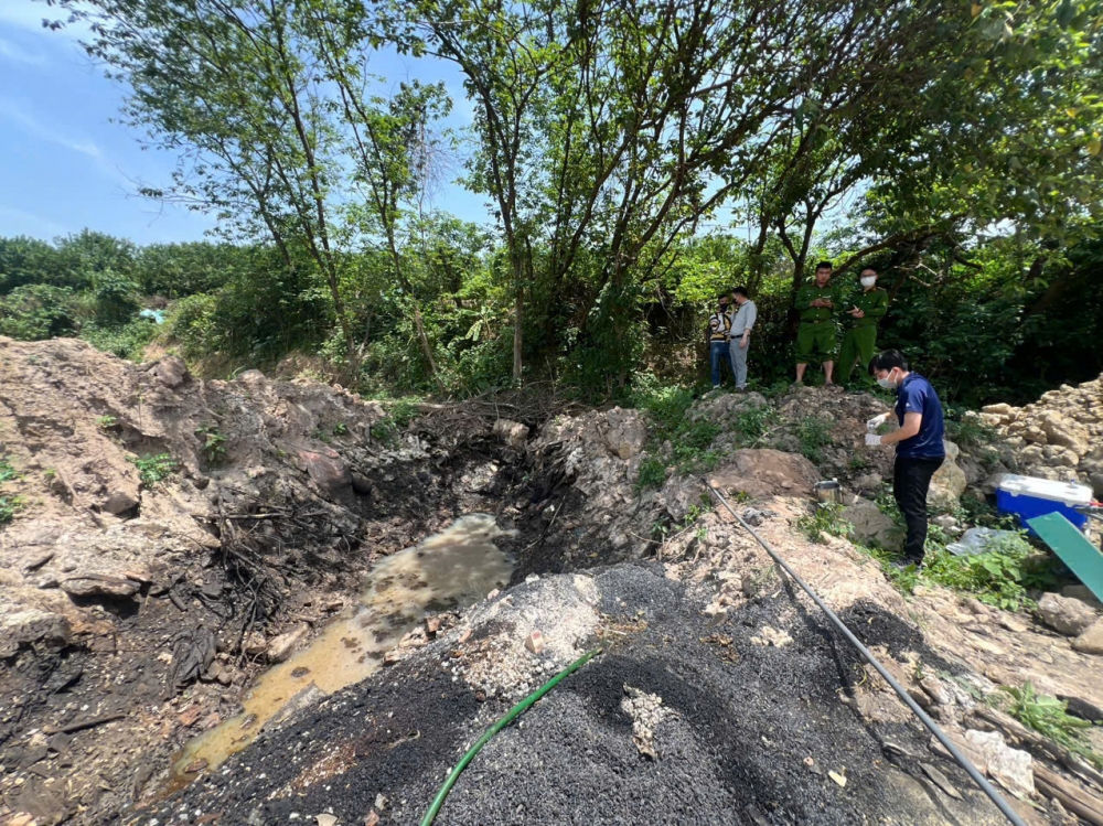 Các chất thải ra môi trường do hoạt động tái chế dấu thải Các chất thải ra môi trường do hoạt động tái chế dấu thải