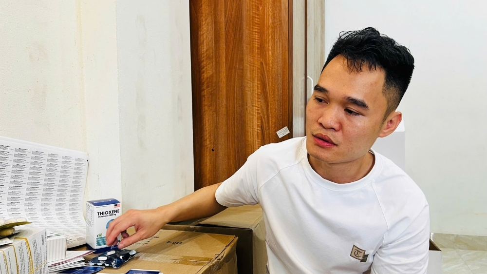 Dược sĩ "biến chất" và 100 tấn thuốc giả