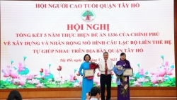 Tấm gương người cao tuổi Tây Hồ trong thời đại số