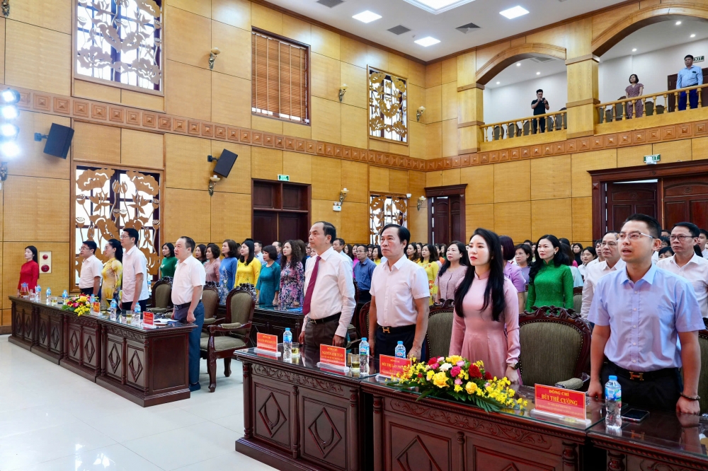 Tây Hồ: Vinh danh 138 giáo viên, học sinh tiêu biểu ngành Giáo dục năm học 2024-2025