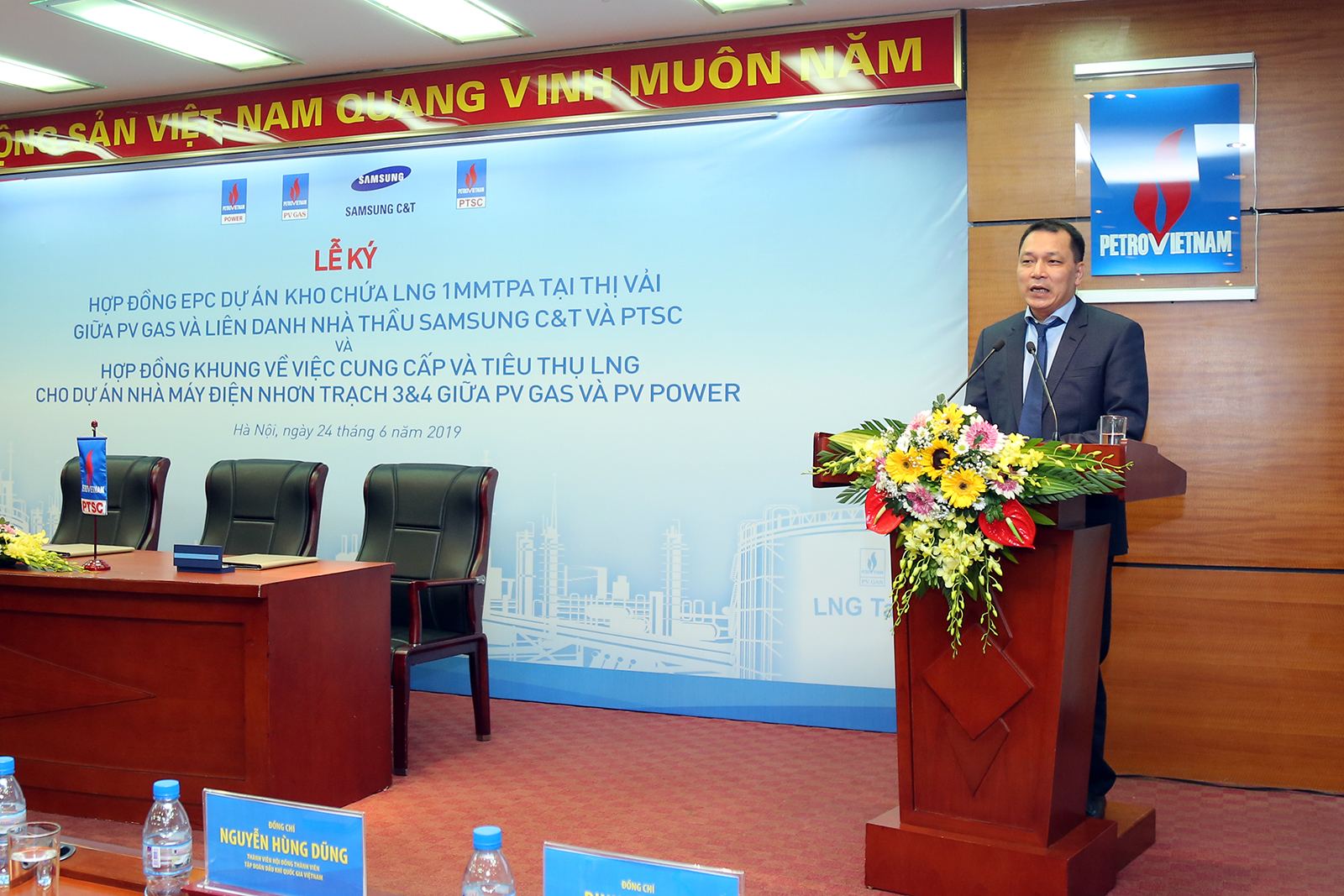 PV GAS ký kết các hợp đồng chuỗi dự án khí điện LNG Thị Vải – Nhơn Trạch