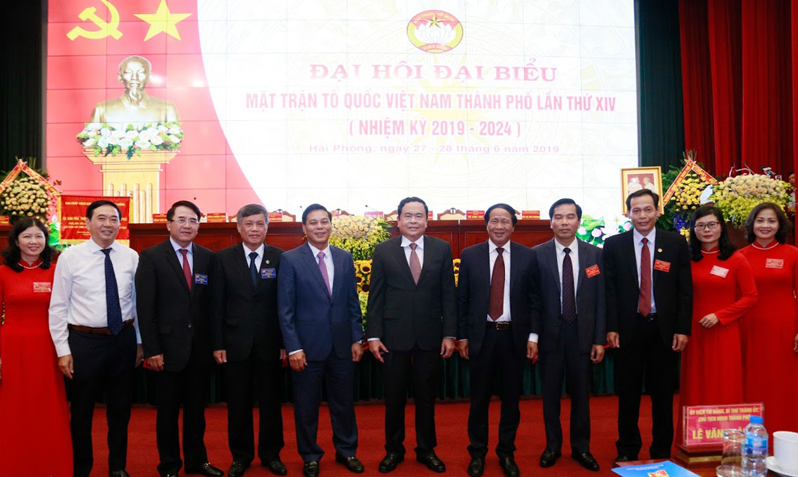 nghe dan noi va dong hanh cung mttq