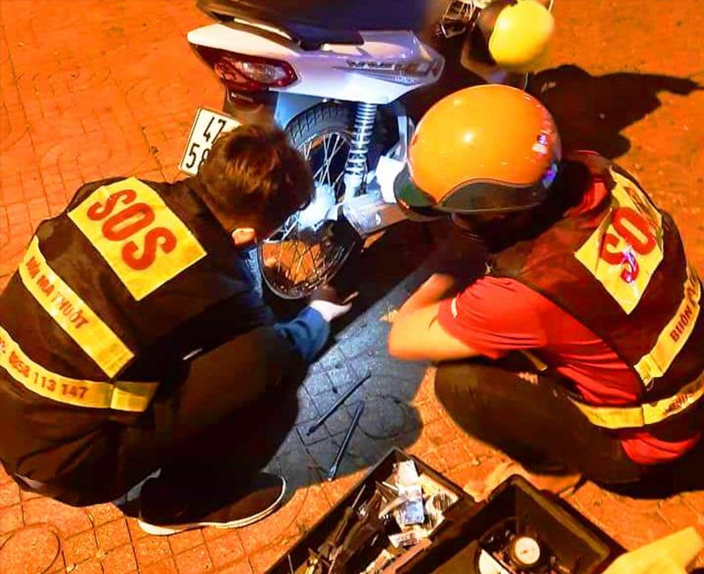 Biệt đội cứu hộ miễn phí xuyên đêm