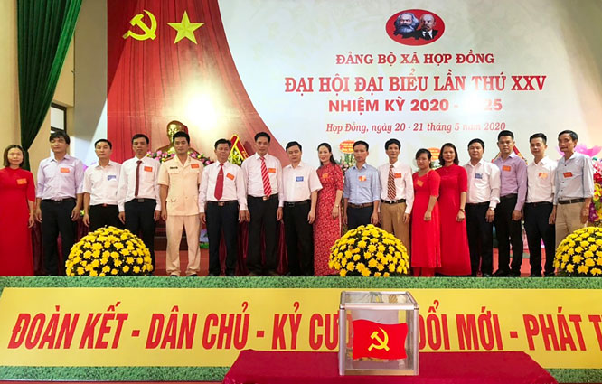 nhan su cap uy co so thuoc dang bo ha noi nhiem ky 2020 2025 chuyen bien tich cuc ve chat luong