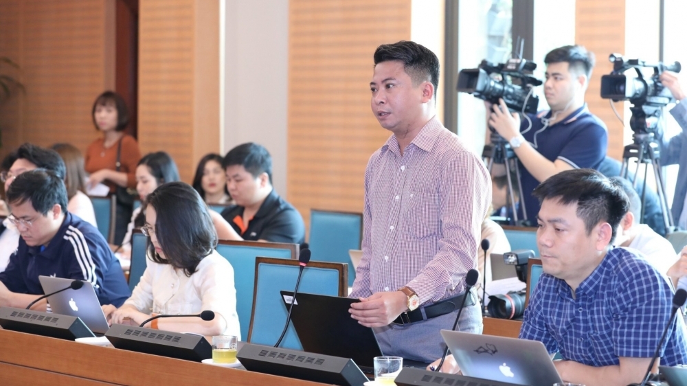 Phóng viên và bài học “giữ mình”