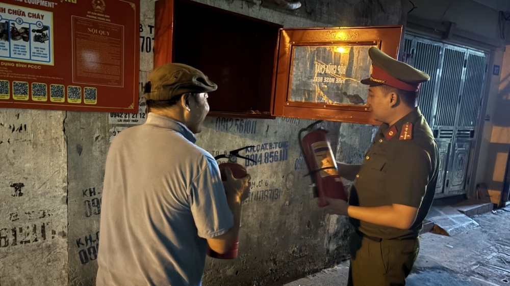 Cầu Giấy: Phường Trung Hòa rà soát việc sử dụng phương tiện chạy bằng điện