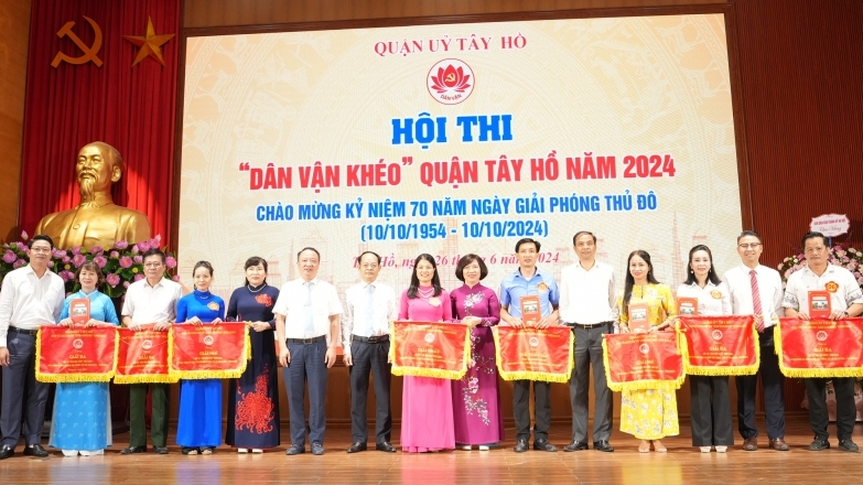 Quận Tây Hồ chọn đội tiêu biểu dự hội thi “Dân vận khéo” cấp thành phố