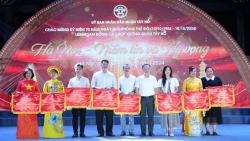 Quận Tây Hồ: Hàng trăm diễn viên quần chúng hát mừng Ngày Giải phóng Thủ đô