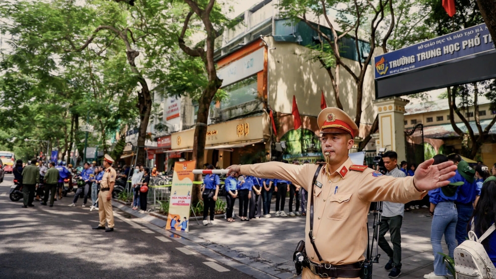 Hà Nội: Đảm bảo ATGT cho kỳ thi tuyển sinh lớp 10 và tốt nghiệp THPT