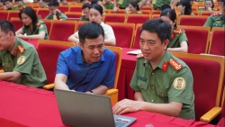 Công an Thủ đô tiên phong trong phong trào “Bình dân học vụ số”