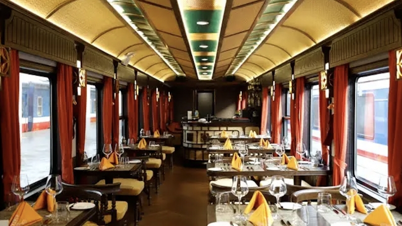 Cơ hội du lịch Hà Nội đột phá với tàu hoả hai tầng