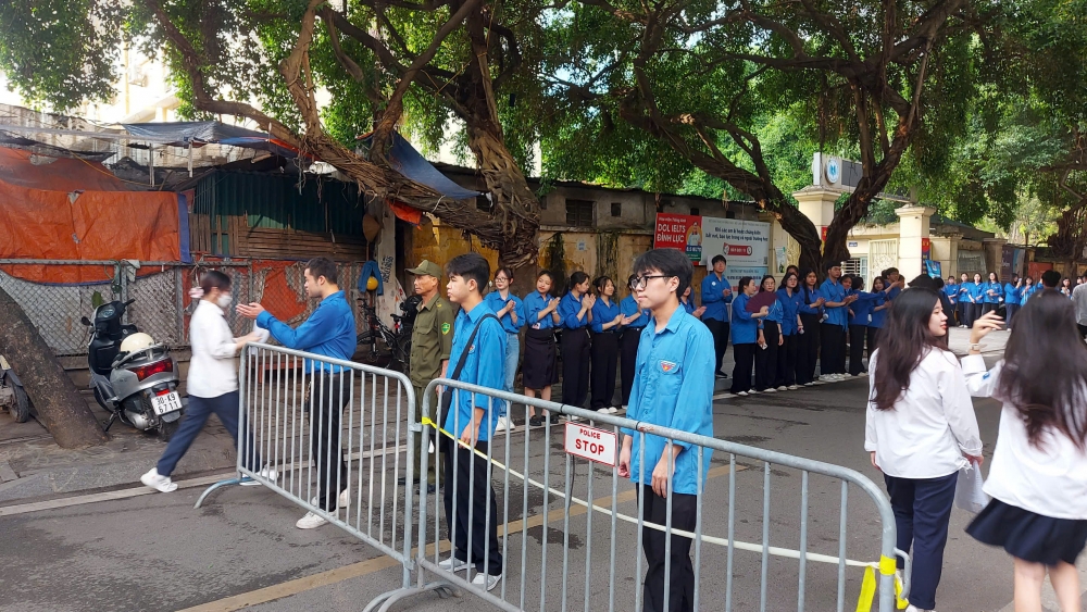 Thí sinh thuận lợi trong ngày thi đầu tiên