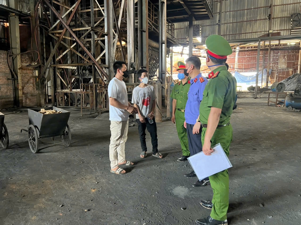 Công an Hà Nội phá vụ án đổ chất thải công nghiệp đặc biệt lớn có yếu tố nước ngoài