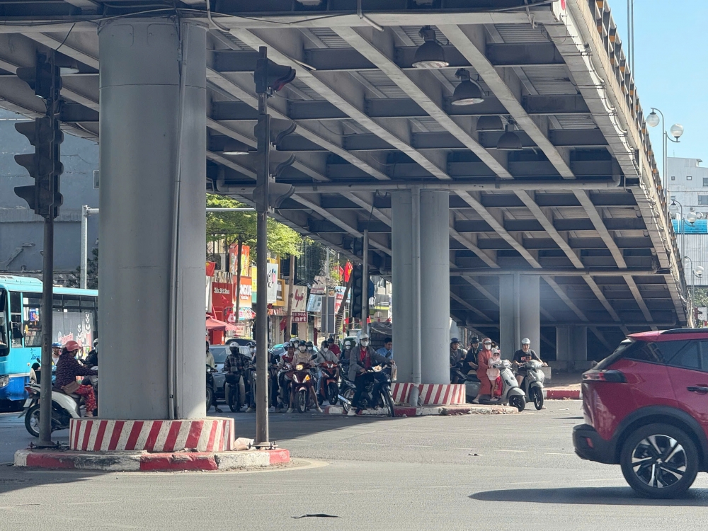 Ý thức tham gia giao thông mùa hè