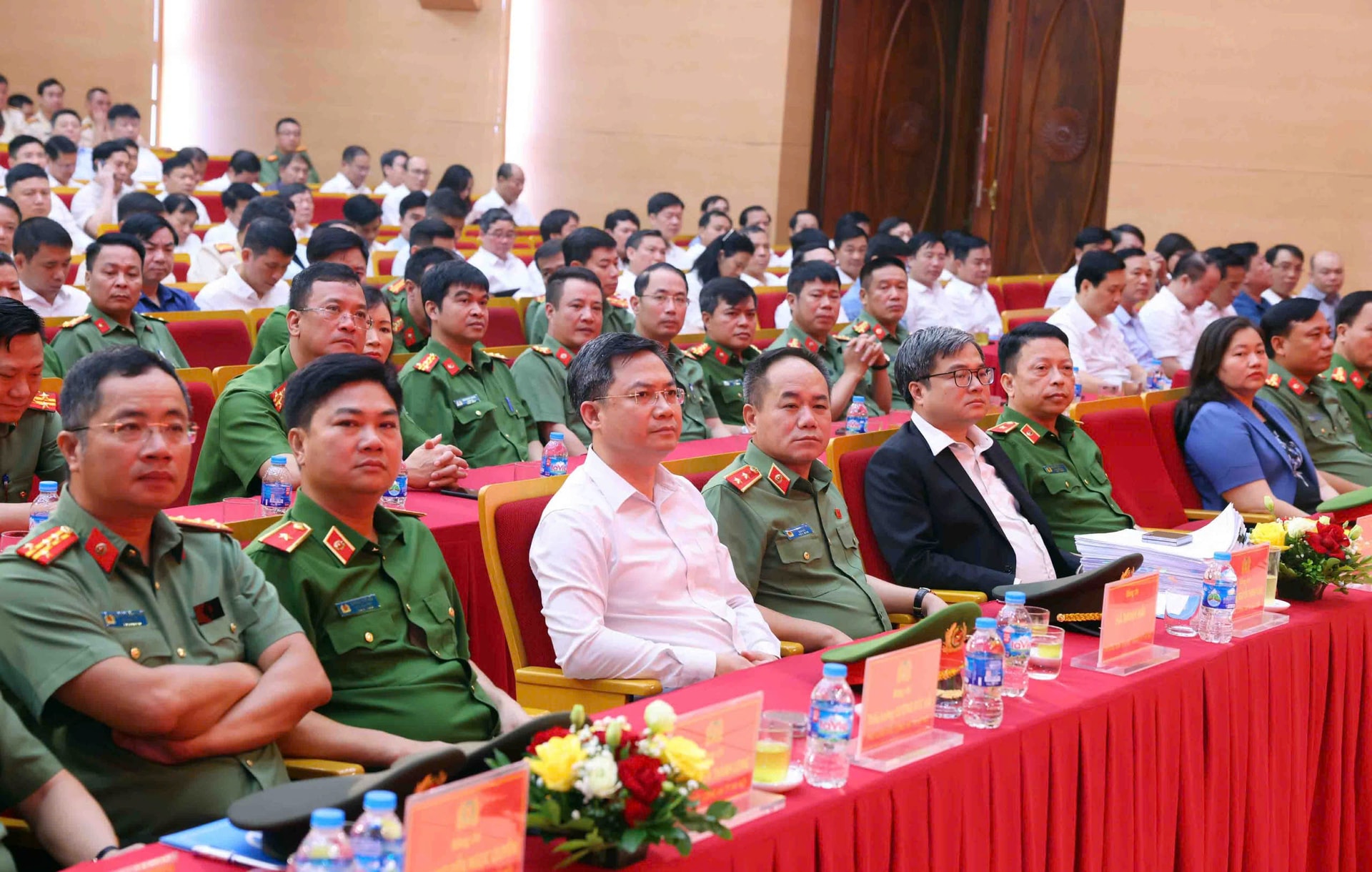 Hà Nội công bố tổ chức, cán bộ Công an 126 xã, phường Hà Nội công bố tổ chức, cán bộ Công an 126 xã, phường