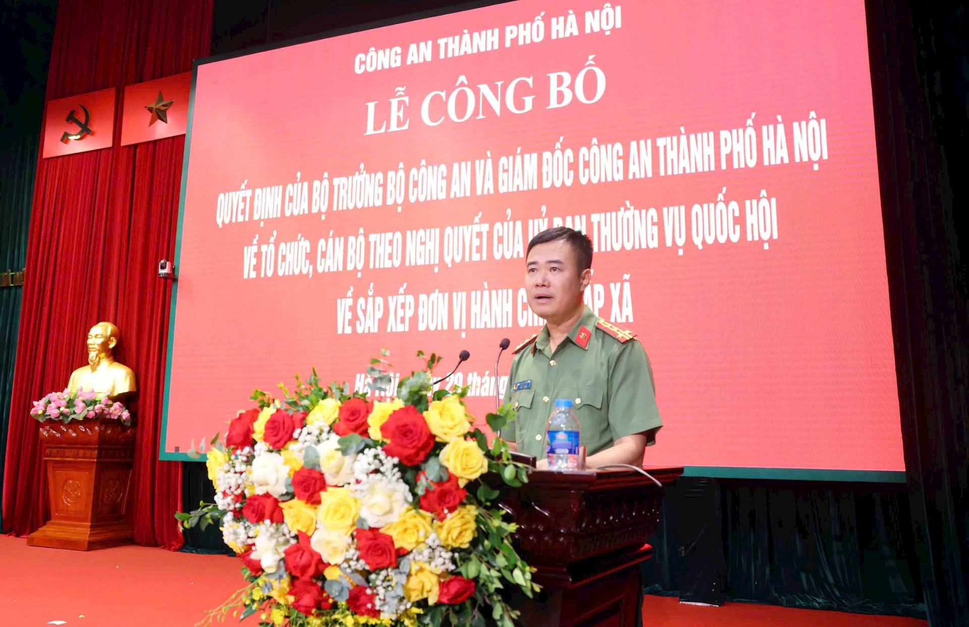 Hà Nội công bố tổ chức, cán bộ Công an 126 xã, phường Hà Nội công bố tổ chức, cán bộ Công an 126 xã, phường