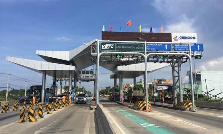 Chậm triển khai thu phí không dừng, sẽ dừng thu phí