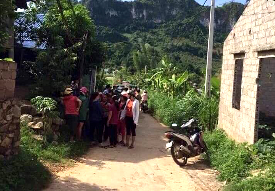 mau thuan tinh cam hung thu dam ban gai roi phong hoa dot nha khien 4 nguoi thuong vong