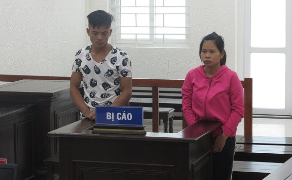 Cặp đôi vào tù vì mua bán giấy khám sức khỏe giả