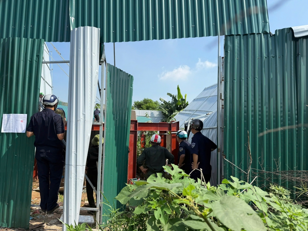 Phường Định Công quyết liệt xử lý vi phạm trật tự đô thị