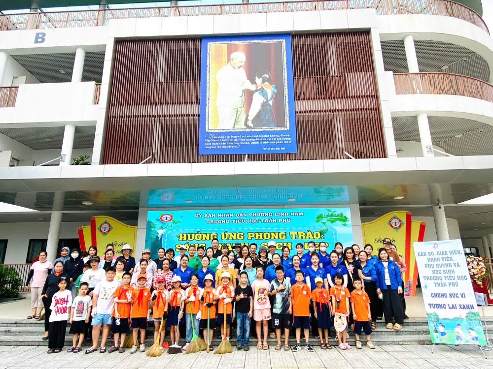 Phường Lĩnh Nam phát động phong trào thi đua vì môi trường xanh - sạch - đẹp