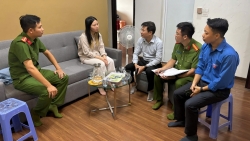 tham hoi gia dinh co cu dan la nan nhan vu chim tau o vinh ha long