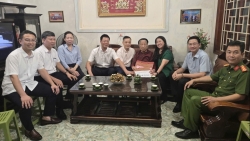 phuong phu thuong tri an me viet nam anh hung va doi tuong chinh sach