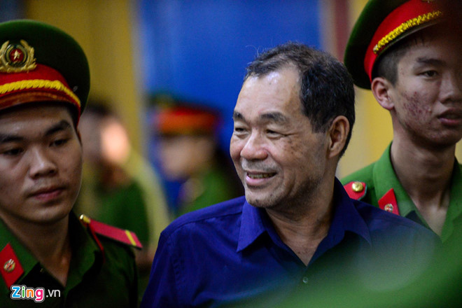 Khởi tố thêm 4 thuộc cấp của Trầm Bê ở Ngân hàng Phương Nam khoi to them 4 thuoc cap cua tram be o ngan hang phuong nam