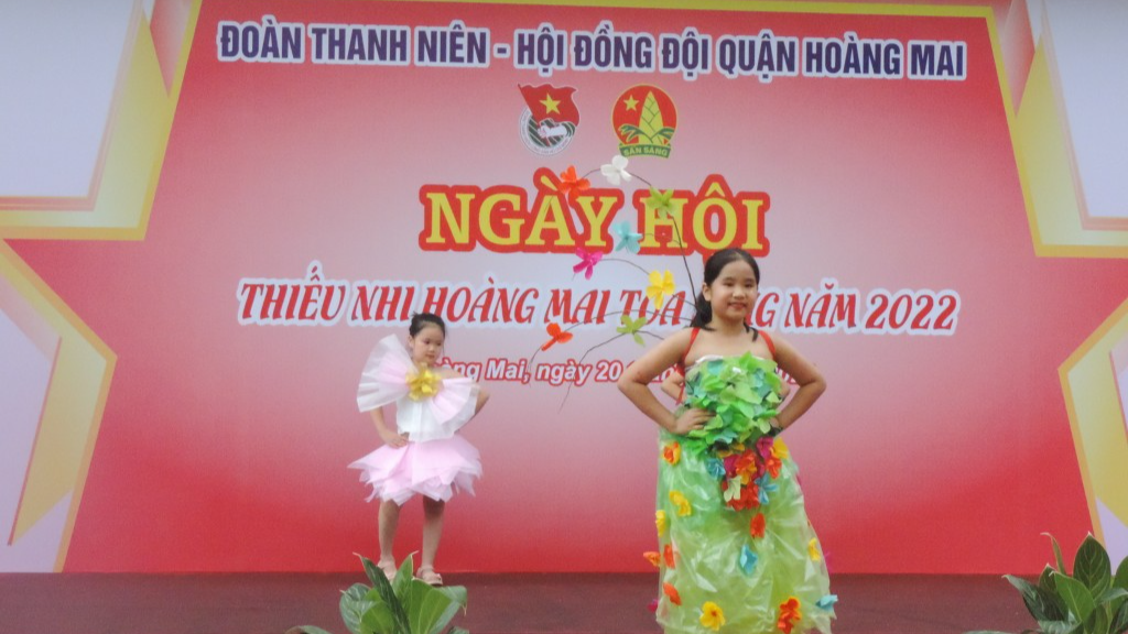 500 thiếu nhi hội tụ trong “Ngày hội Thiếu nhi Hoàng Mai tỏa sáng”