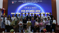 ra mat cau lac bo ky nang mem hoc vien thanh thieu nien viet nam